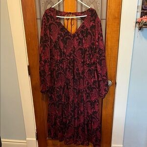Torrid Black and Red Paisley Long Sleeve Dress